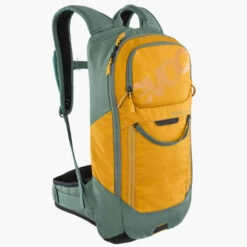 Evoc FR Protector Lite Race 10L Sac à Dos -Vélos Composants Magasin evoc fr protector lite race 10l sac a dos backpacks 100115123 3 38095 3